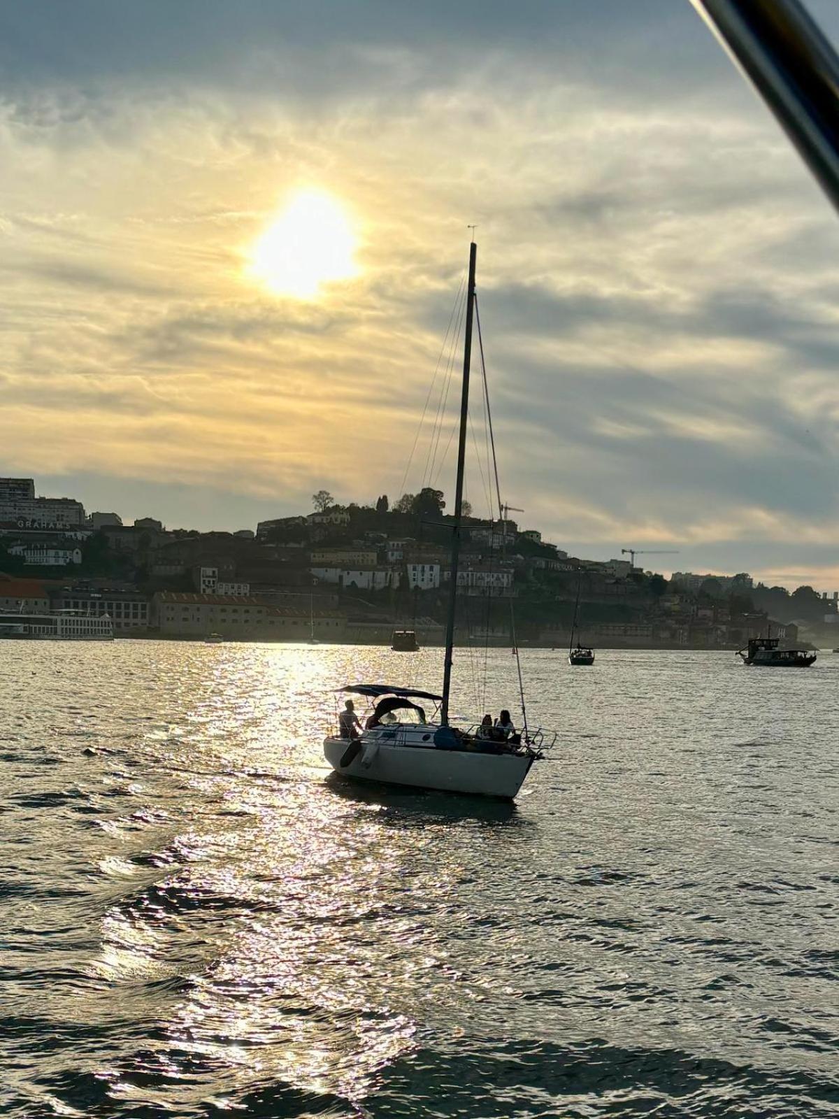 加亚新城 Navegar No Douro - Navegacao E Turismo Unipessoal, Lda酒店 外观 照片